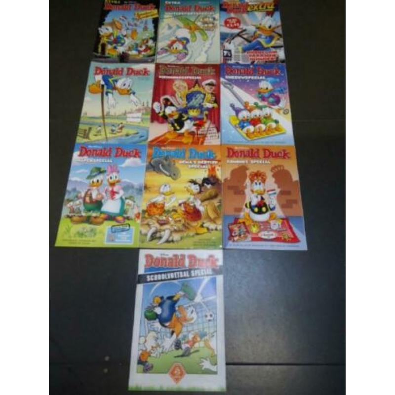Donald Duck Extra, jaargangen en specials.