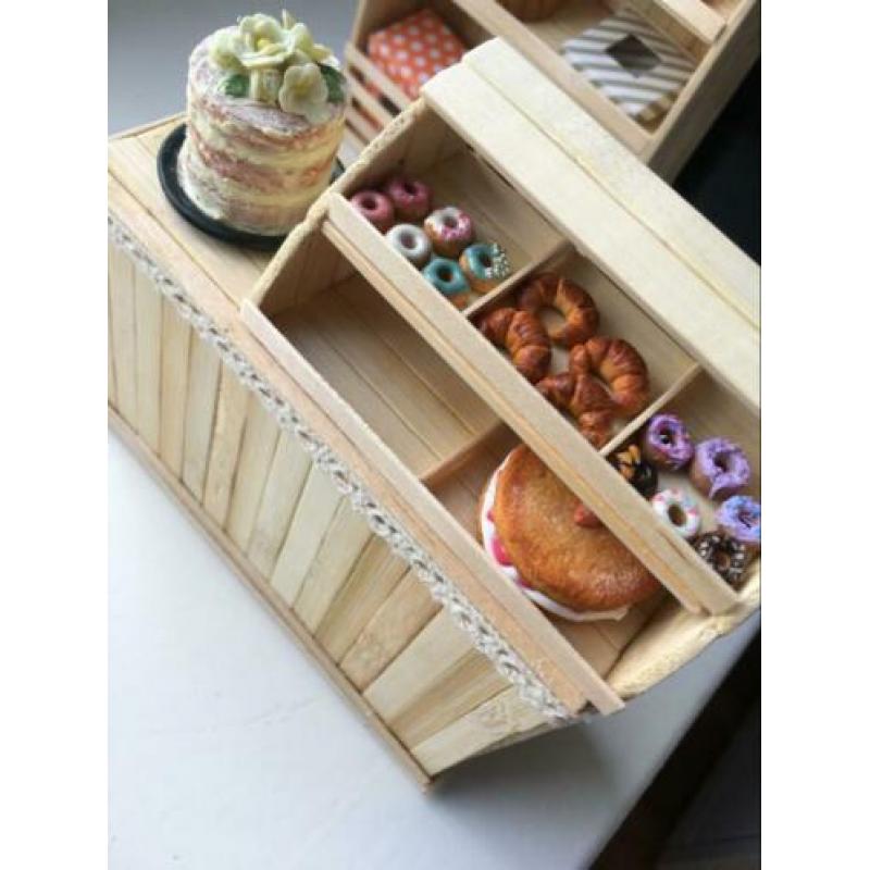 Mini croissantjes 4 stuks - voor poppenhuis of Barbies