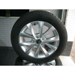 Orig. Skoda Octavia 16 inch velgen zomerbanden NIEUWSTAAT
