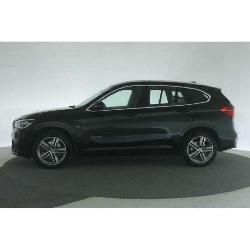 BMW X1 20i sDrive M-pakket Aut. [ Navi Hud Leder Led ]