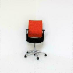 Ahrend 2020: Bureaustoelen/Burostoelen. Nieuwe stof
