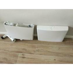 Te koop opbouw spoelreservoir, kleur wit, merk Wisa