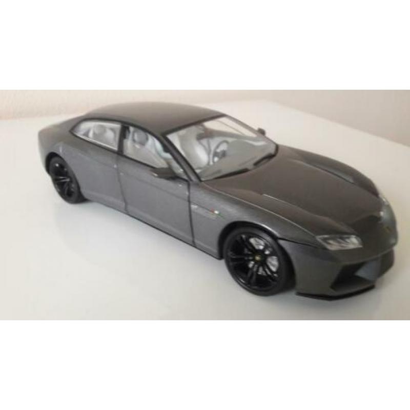 Lamborghini Estoque 1:24