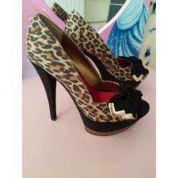 Nieuw Sam Edelman peep toe maat 37