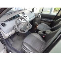 Renault Grand Scénic 2.0-16V Tech Line *automaat* AIRCO/crui