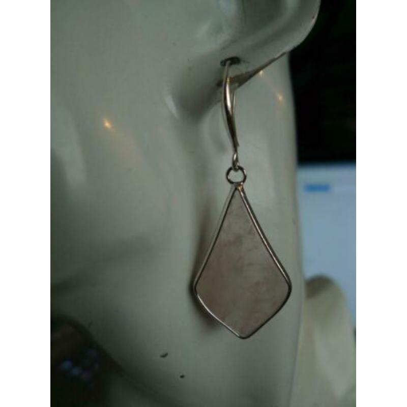 roze quartz oorbellen