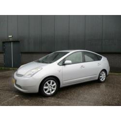 Toyota Prius 1.5 VVT-i Tech Edition MET LAGE NAP KM STAND