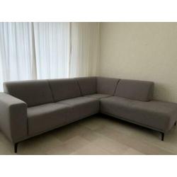 L bank met lounge deel, midden grijs 1 jaar oud