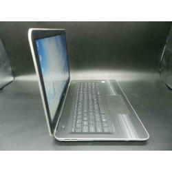 HP Pavilion 15-au123cl i5-7200 12GB - In Nette Staat