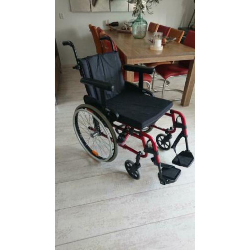 Quickie rolstoel (lang/groot persoon)