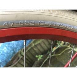 Cortina U4 28 inch / framemaat 50 (zelden gebruikt).