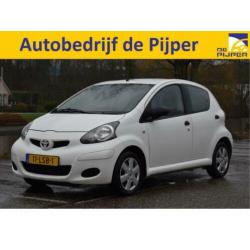 Toyota Aygo 1.0-12V Access NL-AUTO, AIRCO, RADIO-CD-AUX, 5-D