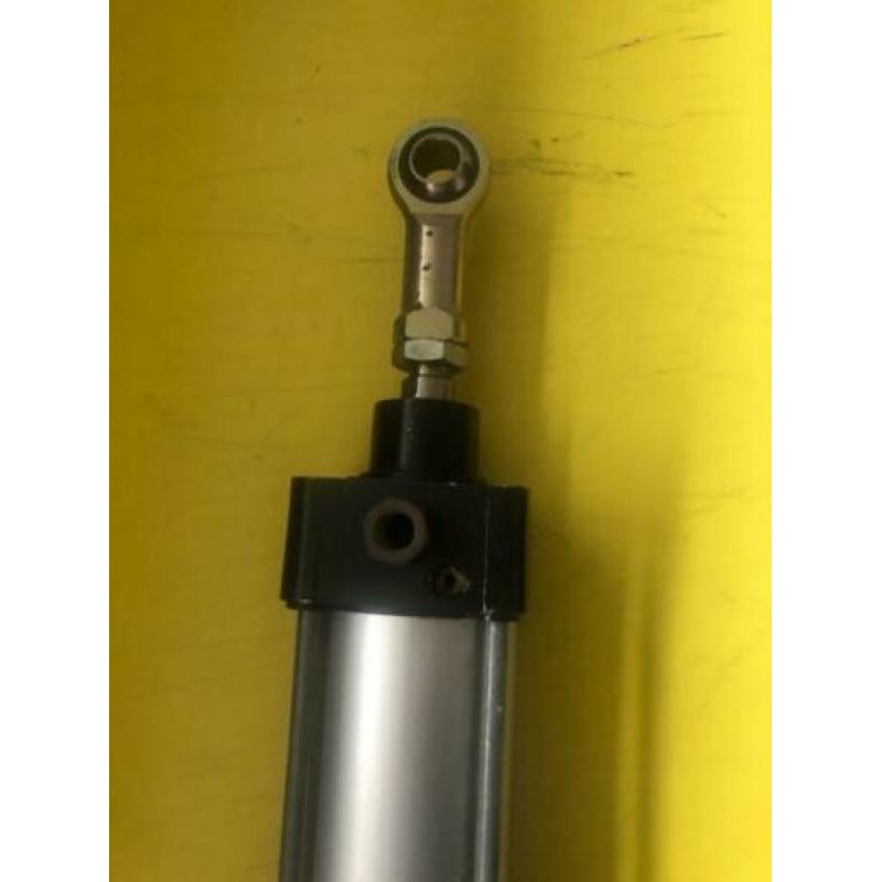 Lucht Cylinder