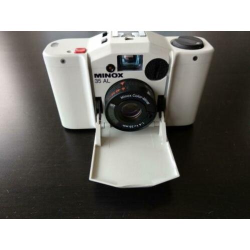 Minox AL met Minox FA 35 flitser