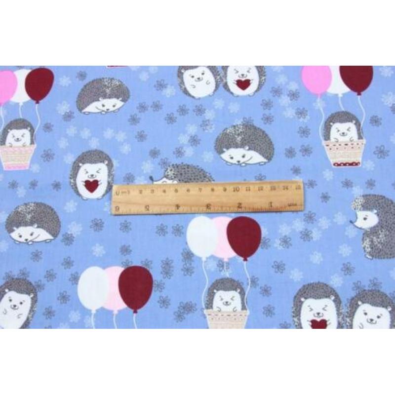 Nieuw in! 640)140x50cm Katoen stof egeltje en ballon blauw