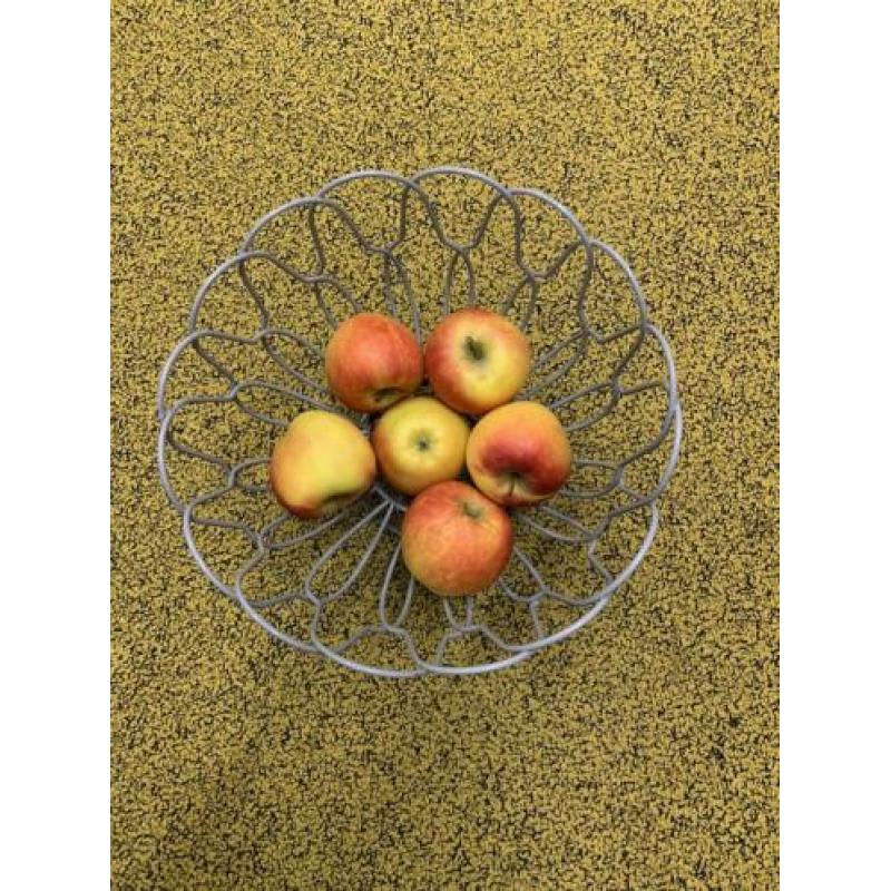 Fruitmand grijs draad. Doorsnee 25 cm