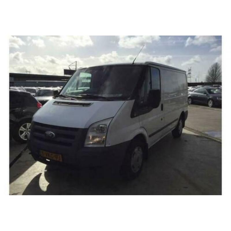 Ford Transit 260S FWD 2.2 TDCi 100pk Economy Edition
