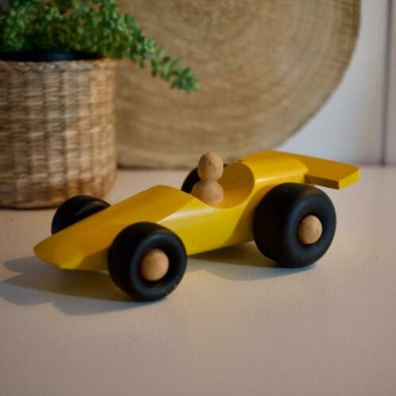 Houten Raceauto