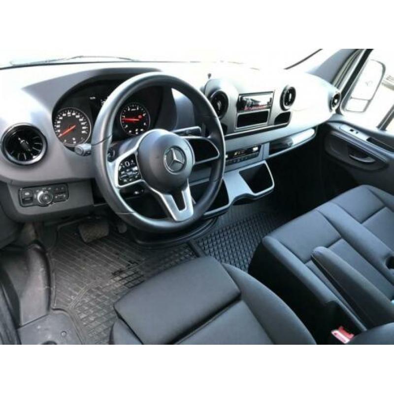 Mercedes-Benz Sprinter 314 CDI 143 PK L2 H2 GB FWD | 9-traps
