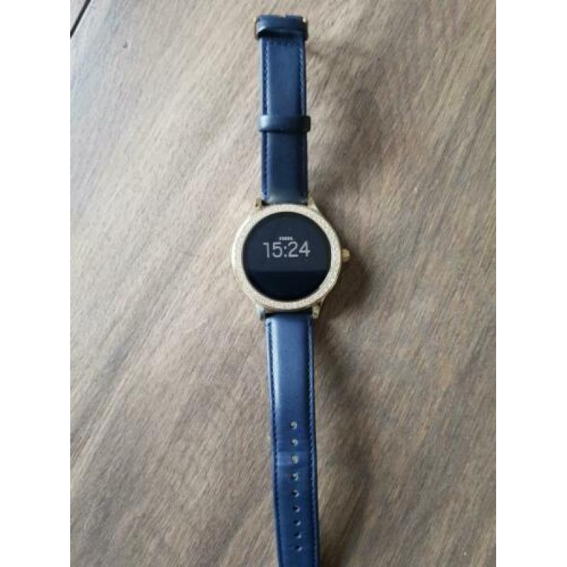 fossil smartwatch