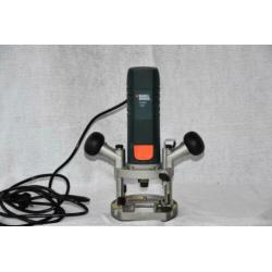 Black & Decker KW800 710 Watt bovenfrees incl. frees