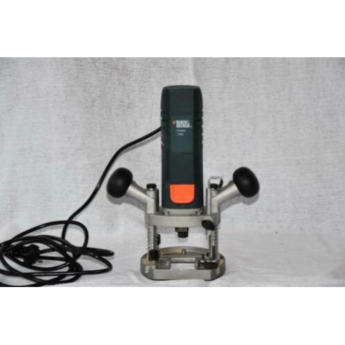 Black & Decker KW800 710 Watt bovenfrees incl. frees