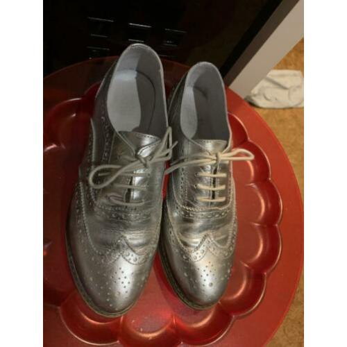GAVE ZILVEREN SCHOENEN maat 40