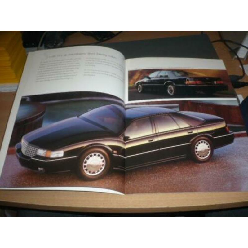 LUXE Folder USA modellen CADILLAC Seville STS en Eldorado TC