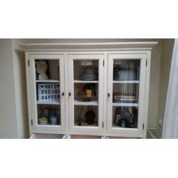 Massief houten vitrinekast wit TEAB