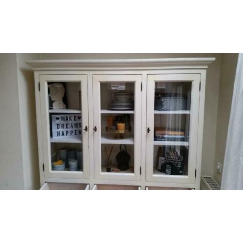 Massief houten vitrinekast wit TEAB