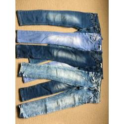 4 skinny spijkerbroeken 134, 3 van name-it , 1 van Terstall
