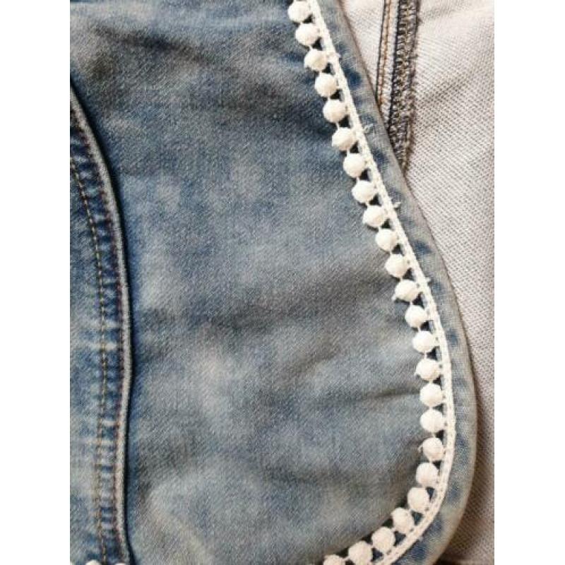 Te koop: leuk vestje van Dutch Dream Denim, maat 152