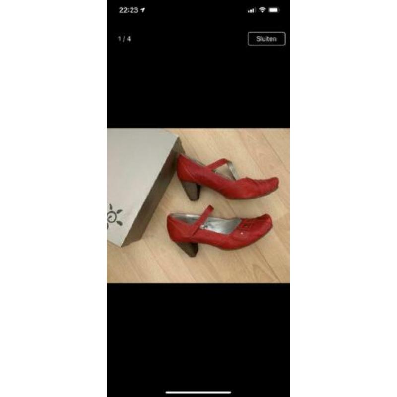 Fiji leren pumps maat 41 rood