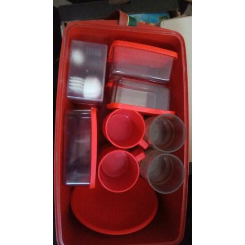 kampeer picknick set van Gio-style oranje. jaren 70