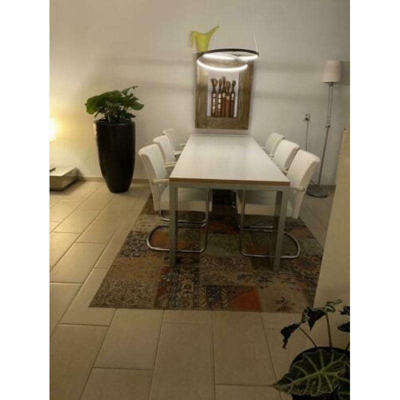 Design eettafel destijds gekocht bij de Bijenkorf