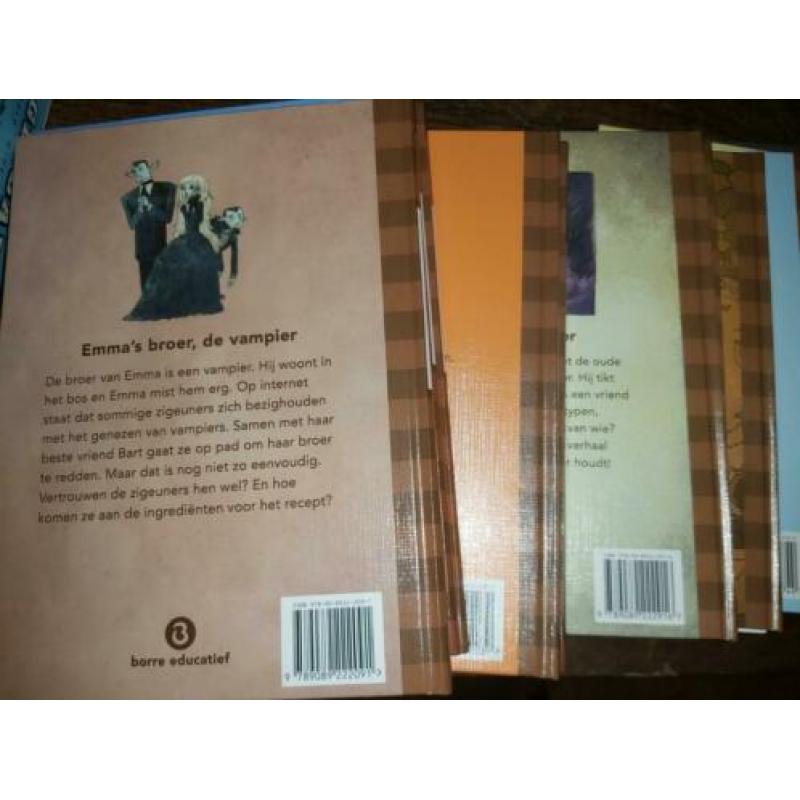 complete jaargang van de gestreepte boekjes Borre. Groep 8
