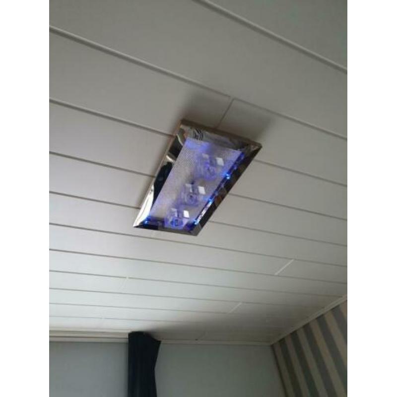 Plafondlamp met led en afstandsbediening