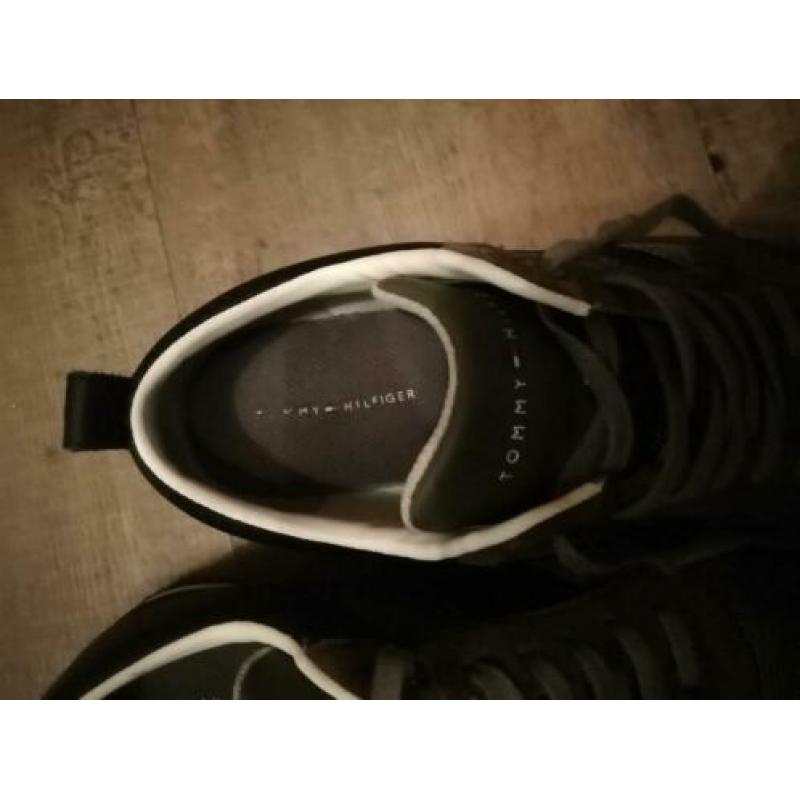 Tommy hilfiger schoenen