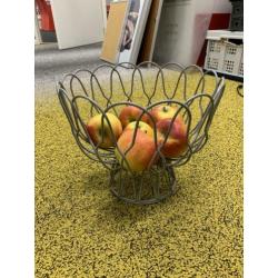 Fruitmand grijs draad. Doorsnee 25 cm
