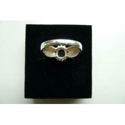 Zilveren ring 925, blauw, geslepen rijnsteen, maat 20
