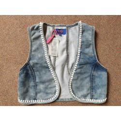 Te koop: leuk vestje van Dutch Dream Denim, maat 152