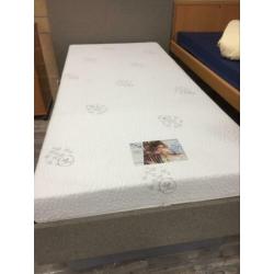 Hoog laag bed (Boxspring) “NIEUW”