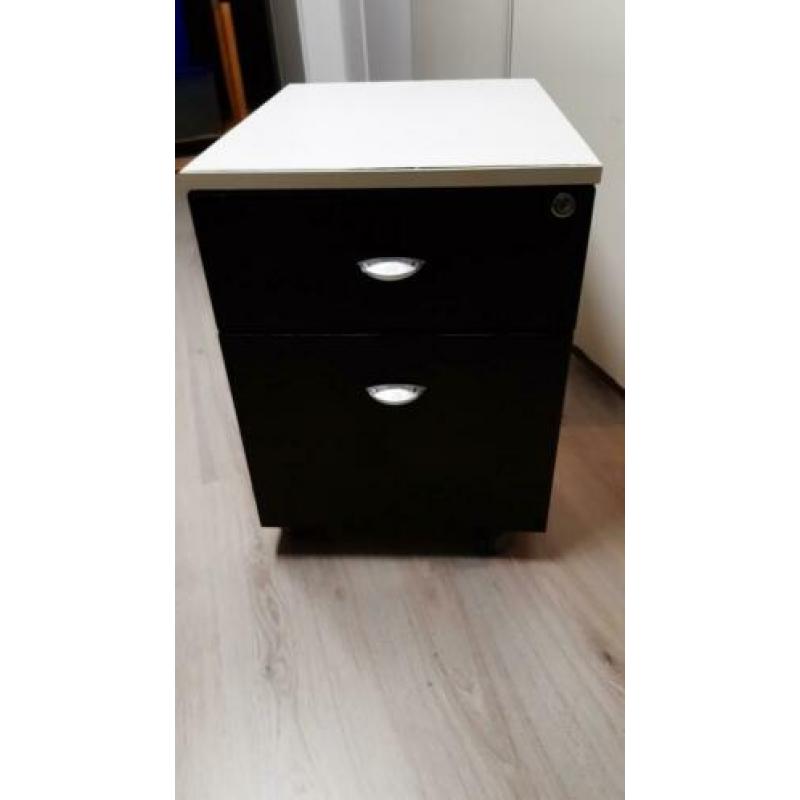2 ladenkast (kantoor)