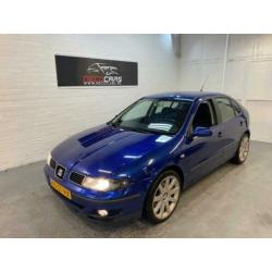 SEAT Leon 1.8-20V Sport NETTE AUTO//RIJDT SCHAKELT GOED//SPO