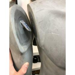 3 heren betonlook paspoppen! 100€ ps (nieuwwaarde 350€ ps)