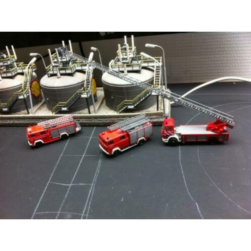 3 Stuks brandweerwagens HO 1:87 mooie scenery wiking