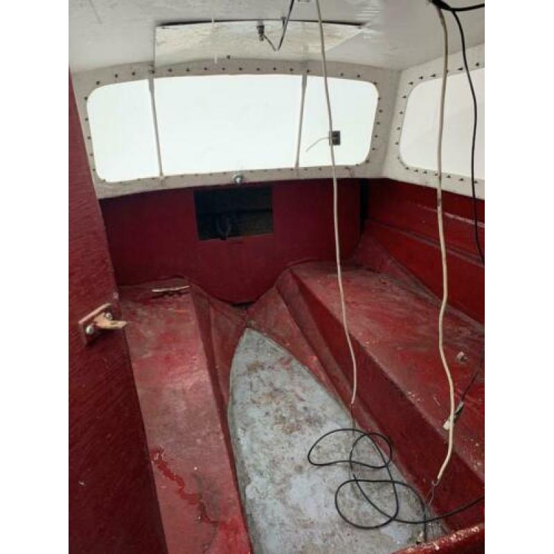 Pilot 420, inclusief trailer,eventueel met 30pk Yamaha.