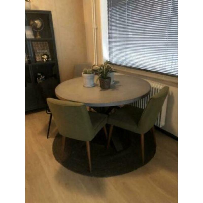 Groene eetkamerstoelen