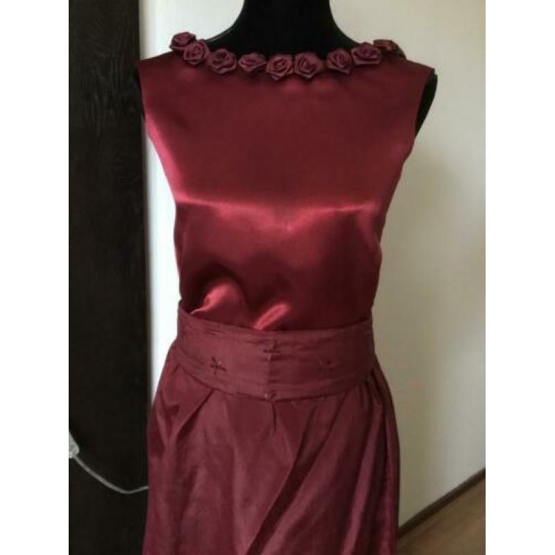 Toneel of thema feest rok en blouse maat s