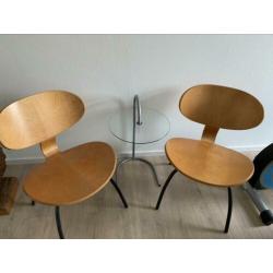 2 mooie vintage stoelen